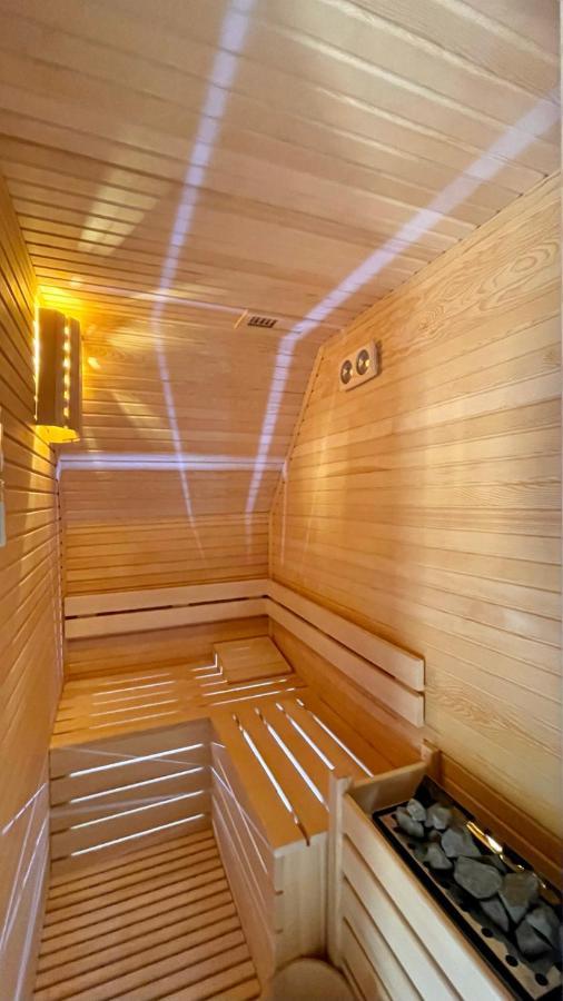 Panurlawoodenhouse Oezel Havuz& Sauna Mavi المظهر الخارجي الصورة