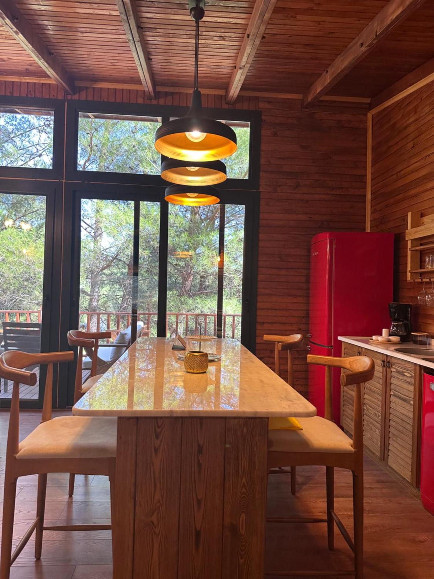 Panurlawoodenhouse Oezel Havuz& Sauna Mavi المظهر الخارجي الصورة
