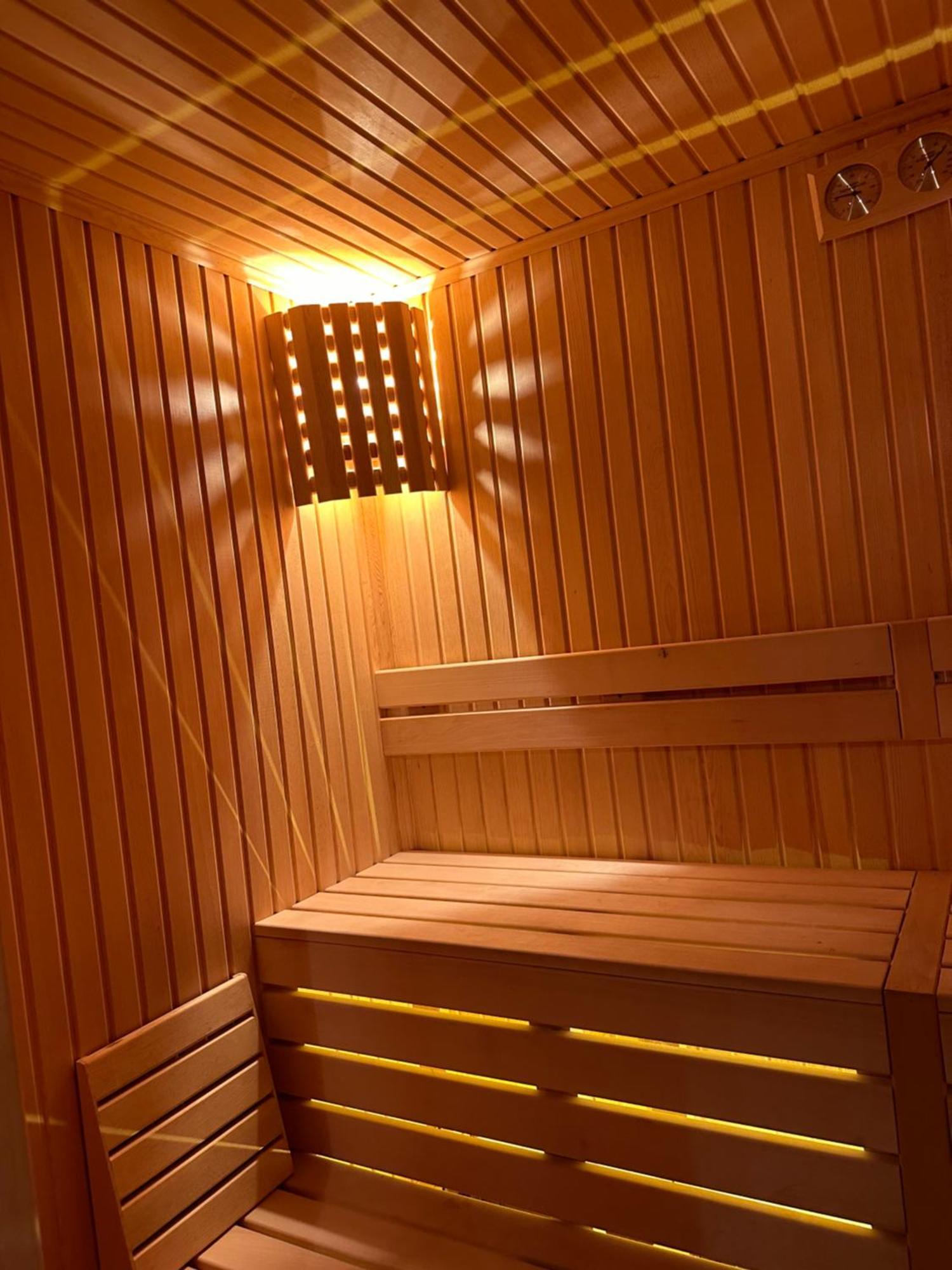 Panurlawoodenhouse Oezel Havuz& Sauna Mavi المظهر الخارجي الصورة