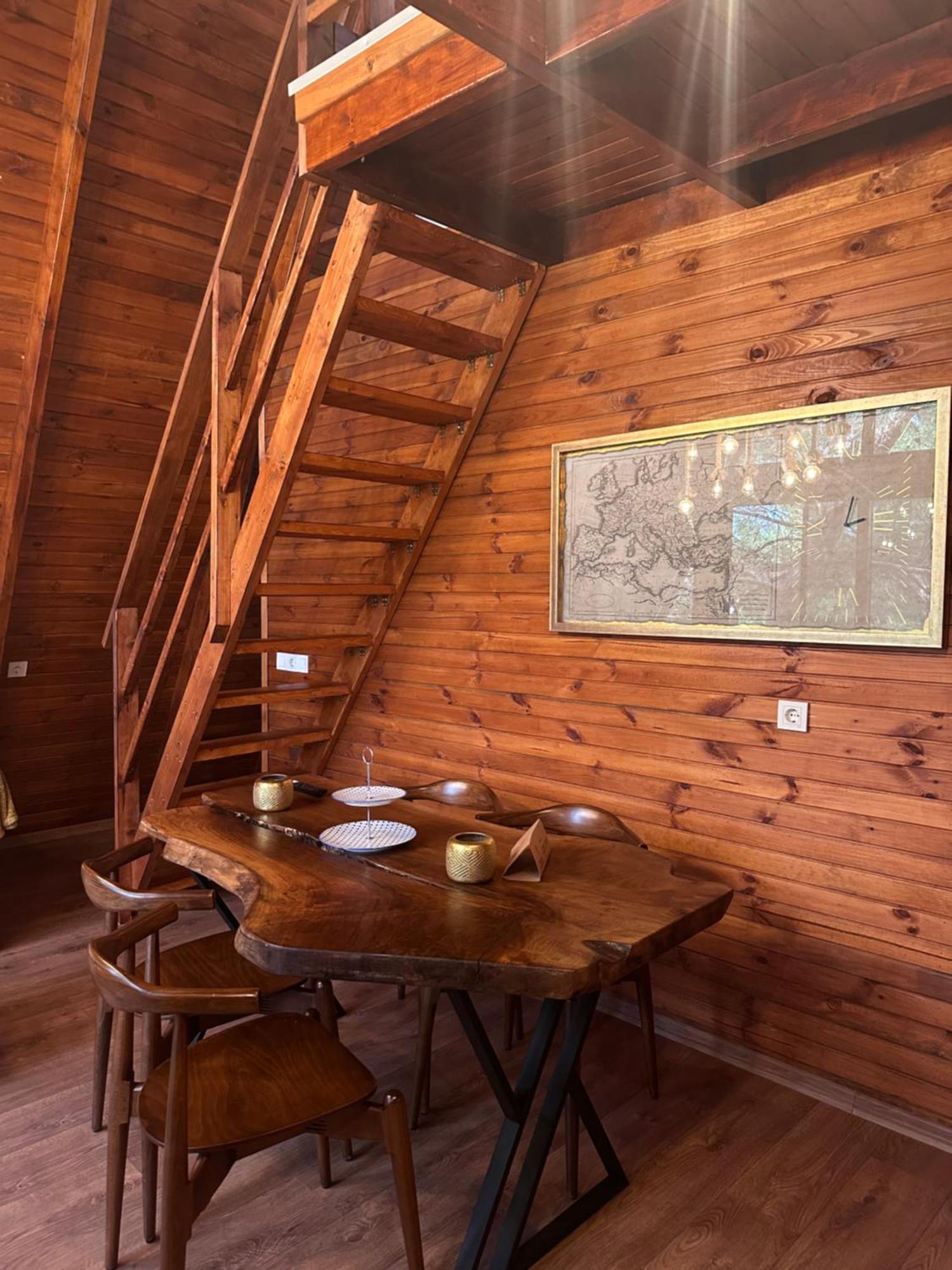 Panurlawoodenhouse Oezel Havuz& Sauna Mavi المظهر الخارجي الصورة