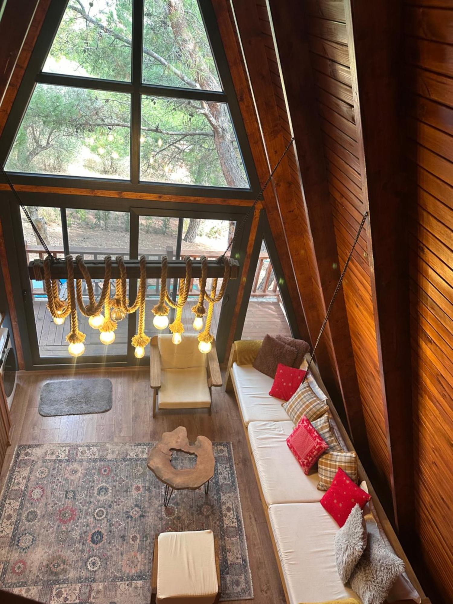 Panurlawoodenhouse Oezel Havuz& Sauna Mavi المظهر الخارجي الصورة