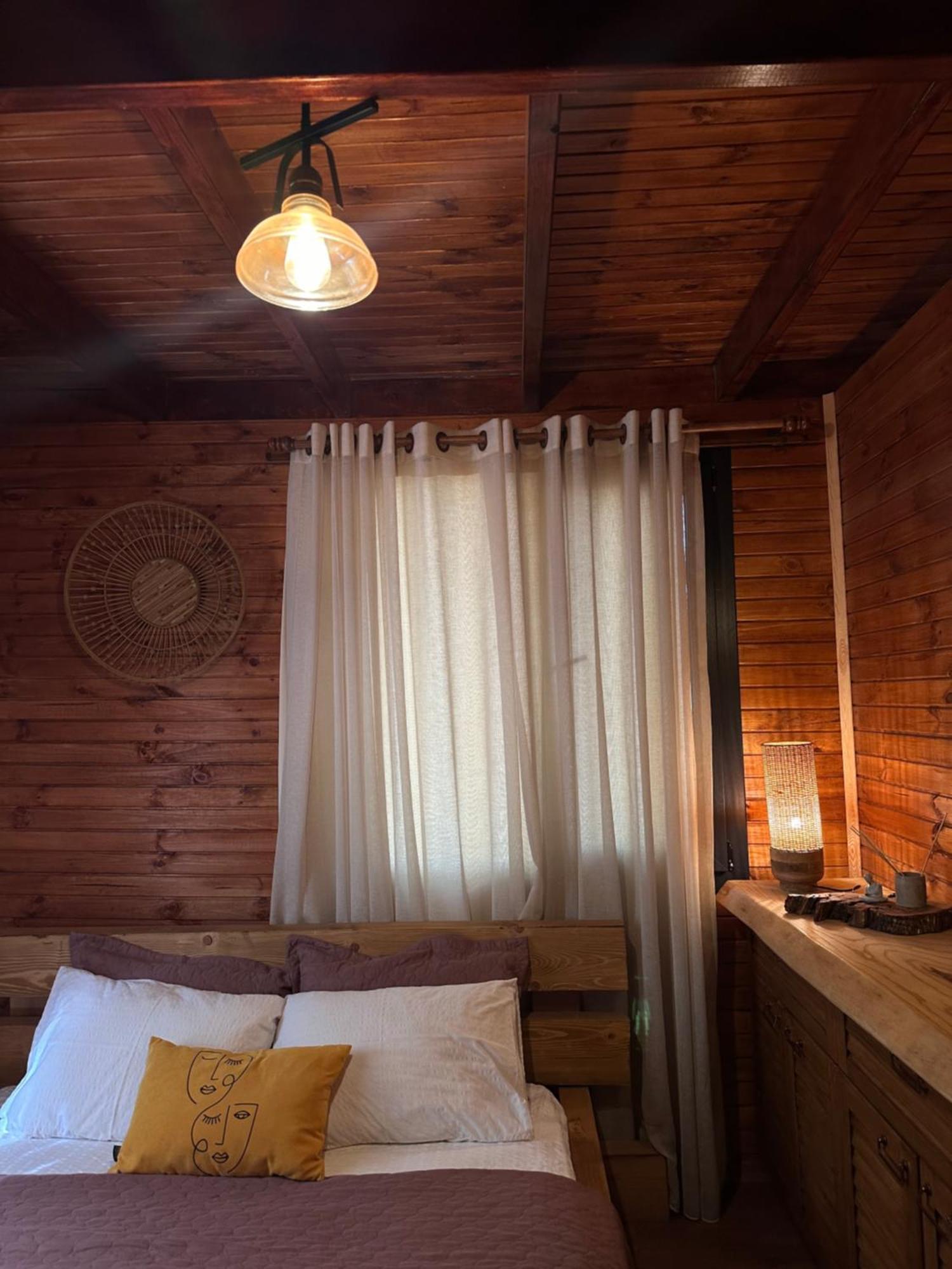 Panurlawoodenhouse Oezel Havuz& Sauna Mavi المظهر الخارجي الصورة